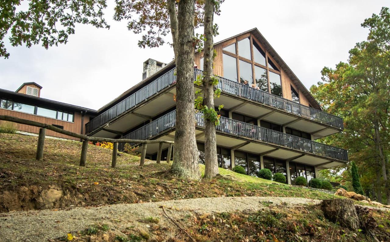 Burr Oak Lodge And Conference Center Glouster Zewnętrze zdjęcie